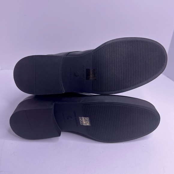 NWOB Stuart Weitzman Black Leather Lodge Zip Ankle Black Boots, Size 8 - Picture 4 of 8